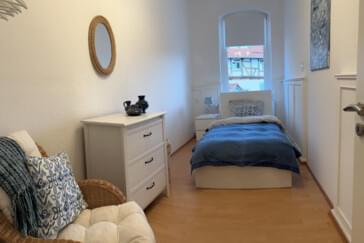 Einzelzimmer (120qm Wohnung)