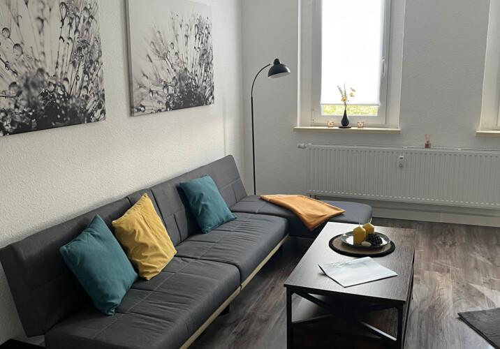 Wohnzimmer mit Schlafcouch