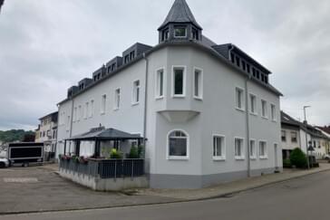 Monteurzimmer in Schmelz - Noble Monteurwohnung / Ferienwohnung in kernsaniertem Gebäude in Schmelz Hüttersdorf für bis zu 6 Personen.