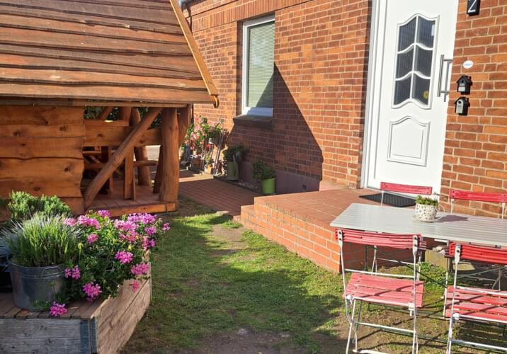 Pavillion / Haupteingang