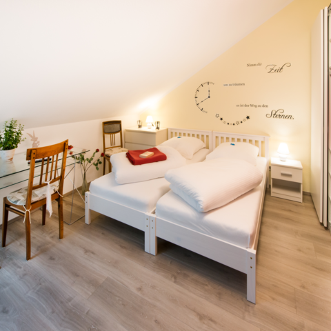 Monteurzimmer in Heidenrod - Privatzimmer (service Apartment) in Heidenrod
