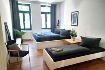 Schlafzimmer mit 2x Einzelbett