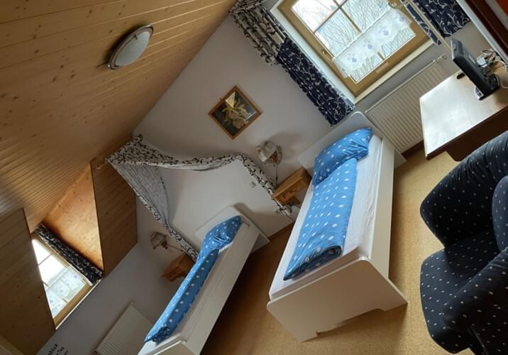 Doppelbett zimmer mit Einzel B