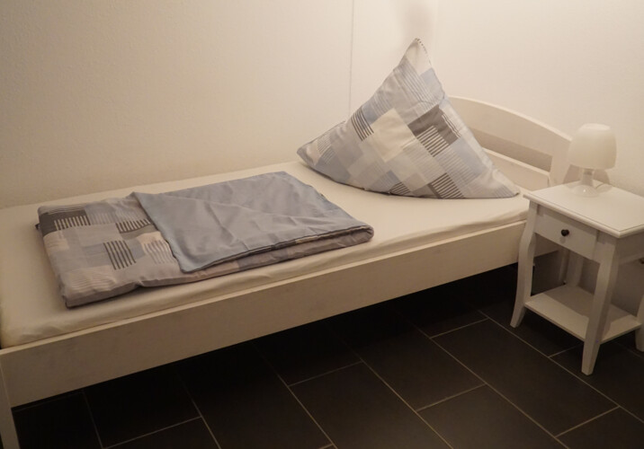 Schlafzimmer 1