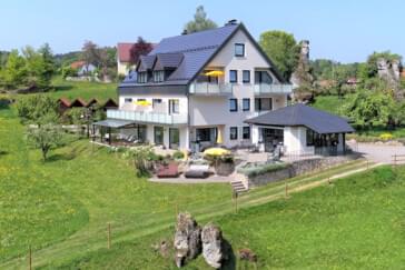 Monteurzimmer in Obertrubach - Gästehaus Brütting - idyllisch gelegen inmitten der Natur in der Fränkischen Schweiz