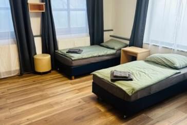 3 Bett Zimmer 