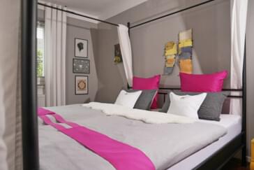 Monteurzimmer in Bad Driburg - ****Ferienlounge & ART