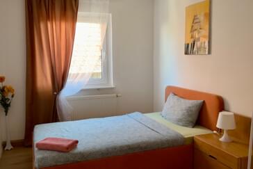 Monteurzimmer in Oberthulba - Handwerkswochnung Nova