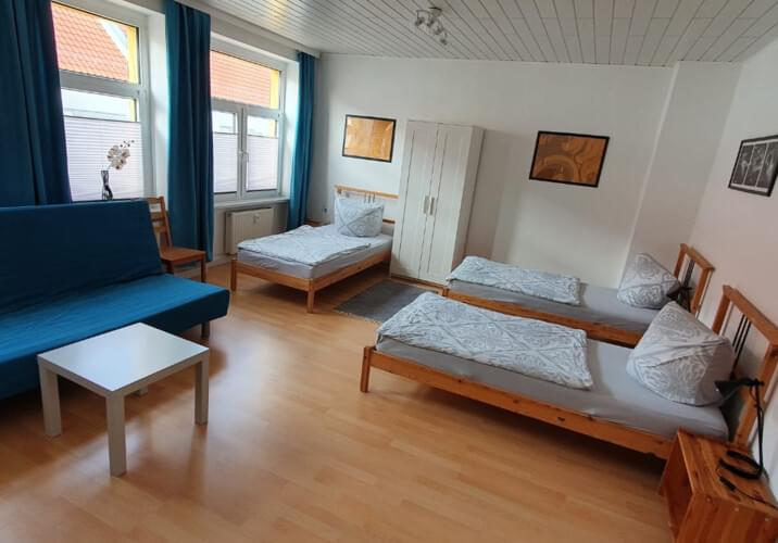 Zimmer Spittelgartenstr. OG