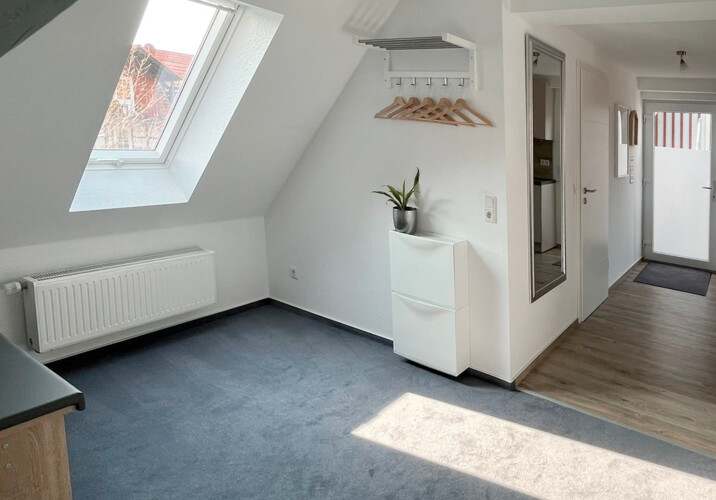 separater Eingang/Flur