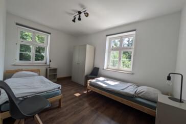 Monteurzimmer in Lichtenstein - Monteurwohnung Zimmer Lichtenstein VW, A4, A72, B93