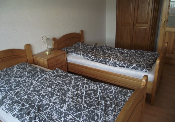 Schlafzimmer mit 2 Einzelbette
