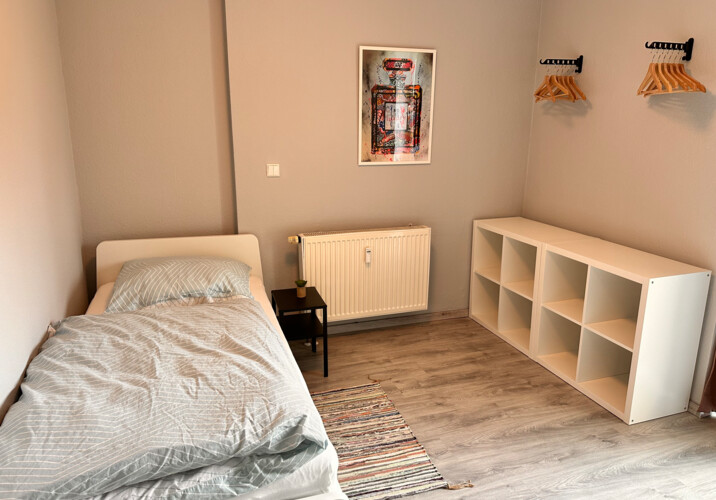 Schlafzimmer 1