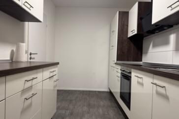 64546 Mörfelden-Walldorf - 4 Schlafzimmer, Wohnzimmer, separate Küche, 2 Bäder & Balkon auf 105qm