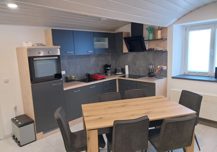 Komplett ausgestattet Küche