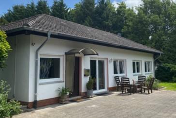 Monteurzimmer in Bad Hersfeld - Monteurhaus im Grünen/3 Personen