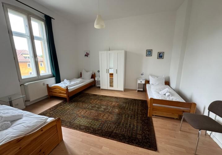 Zimmer mit 3 Einzelbetten