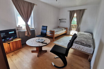 Zimmer Wohnung erste Etage