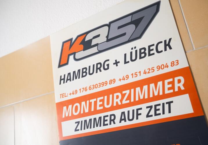 Möblierte Objekte und Zimmer