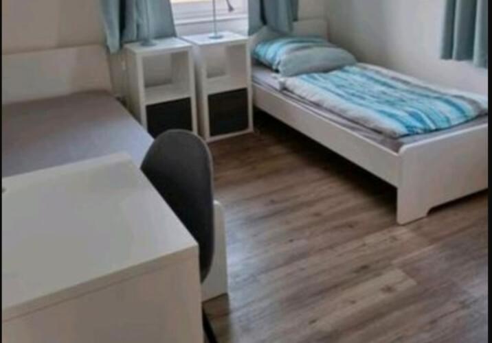 Doppelzimmer 15 qm Gartenseit
