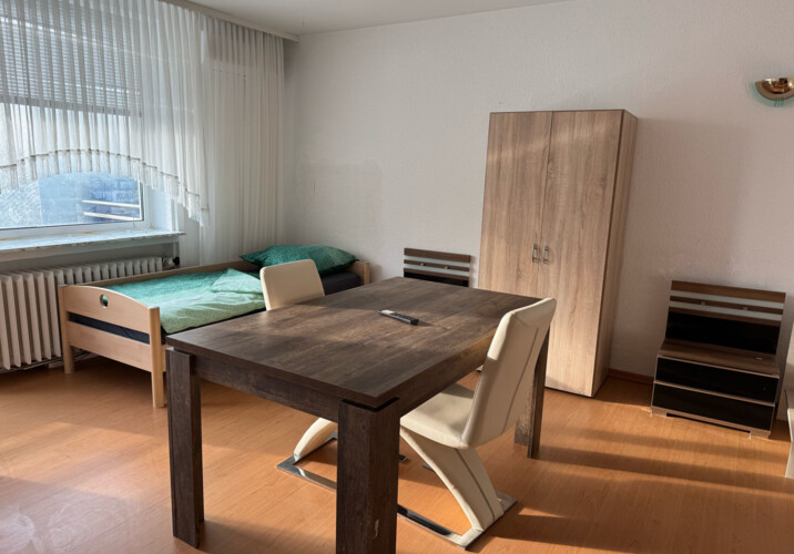 Schlafzimmer 1