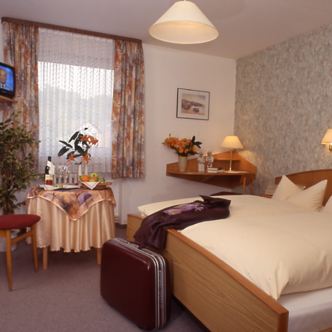 Monteurzimmer in Sontra - Hotel Link