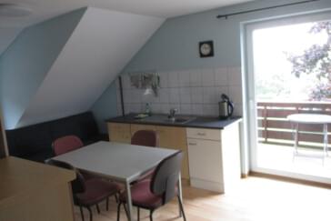 Ahrtal Küche mit Balkon