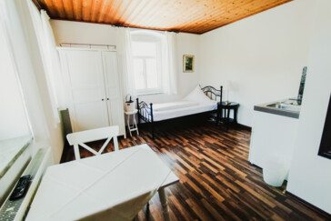 Monteurzimmer in Deggendorf - "Zur Dorfschänke" Mietraching