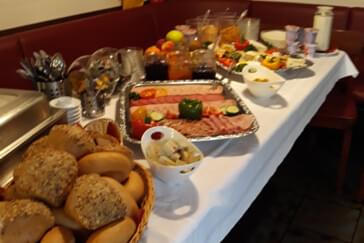 Monteurzimmer in Kassel - Restaurant & Hotel Zwehrener Hof