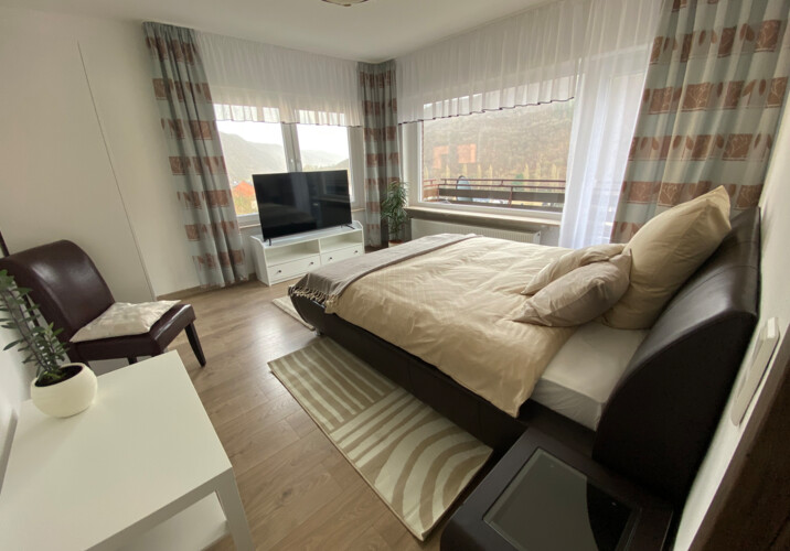 Einzel-/Doppelzimmer