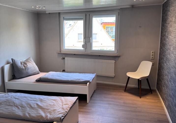 Schlafzimmer 1