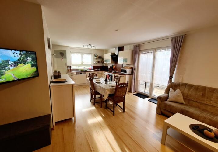 Wohn Essbereich mit Küche