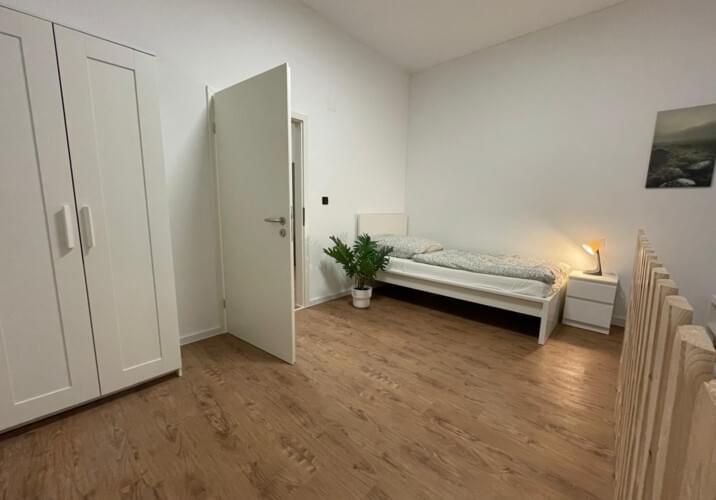 Schlafzimmer 1 von 4