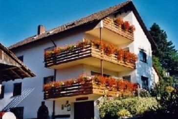 Monteurzimmer in Brombach bei Hirschhorn - Bauernhof Seib