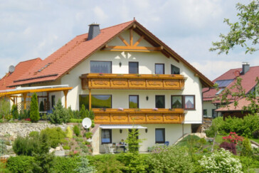 Monteurzimmer in Trockenborn-Wolfersdorf - Ferienwohnung Sesselmann