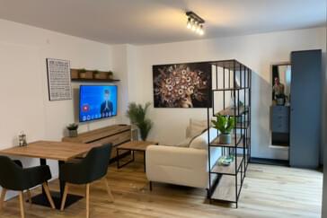 Monteurzimmer in Wertingen - Souterrainwohnung im Grünen