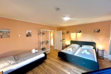 Doppelbett & Einzelbett