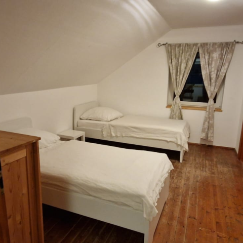 Monteurzimmer in Winzer - Ferienhaus und Monteurzimmer/ Monteurunterkunft Winzer bei Deggendorf