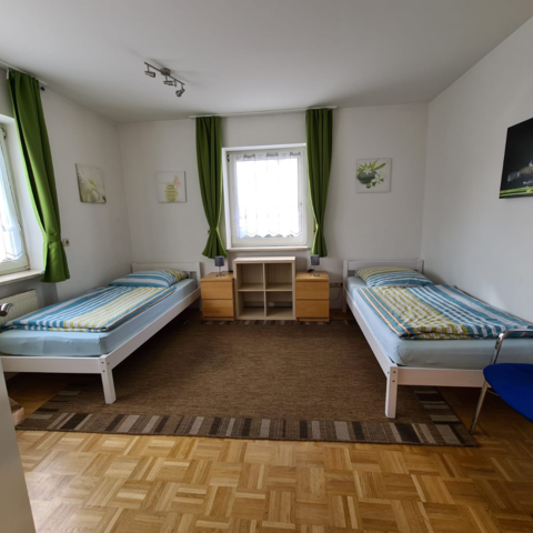 Monteurzimmer in Schierling - Ferienwohnung Schierling