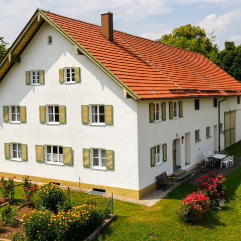 Monteurzimmer in Geltendorf - Haus Ritterschlößchen für Monteure