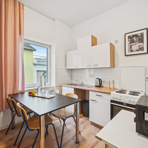 Küche: Saniert & sauber!