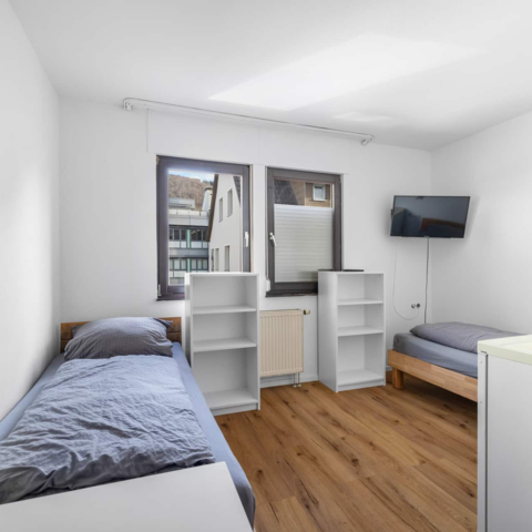 Monteurzimmer in Oberkochen - HAVENU Vollausgestattete Monteurzimmer mit eigenem Badezimmer!