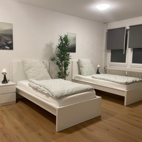 Schlafzimmer mit Einzelbetten
