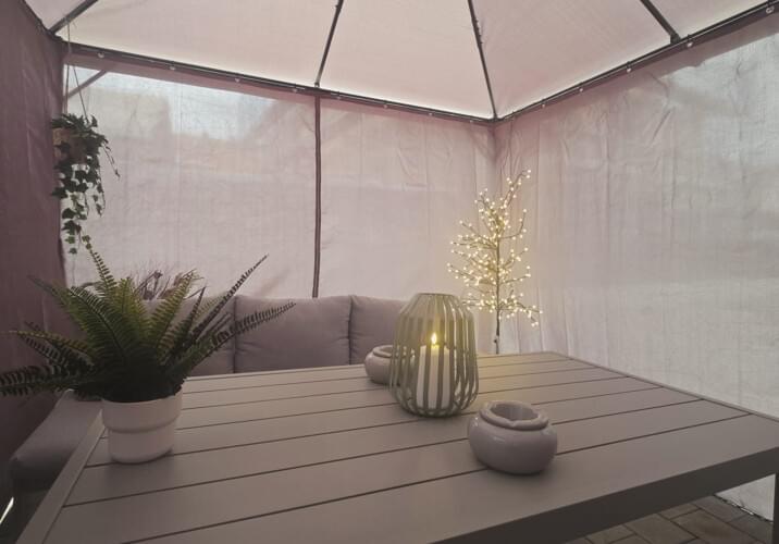 M1 Pavillon.