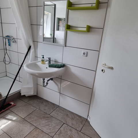 Badezimmer EG
