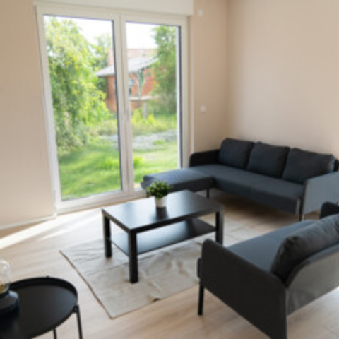 Monteurzimmer in Neustadt am Rübenberge - Moderne Wohnungen | Einzelbetten | Parken & WLAN | 5 Zimmer