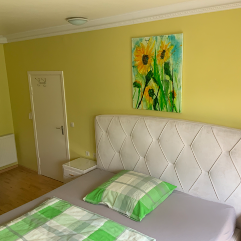 Monteurzimmer in Coburg - Monteurzimmer Haus 9 | Nähe Coburg mit Parkplatz