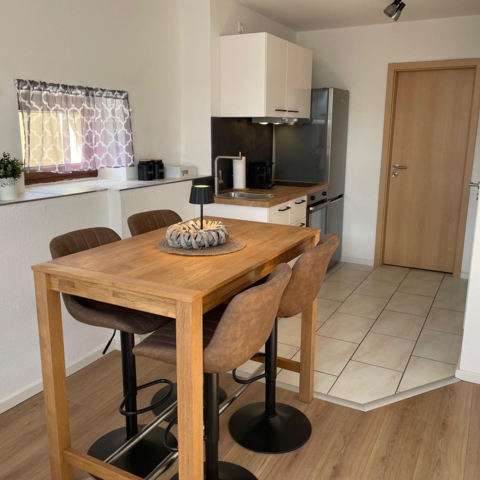 Monteurzimmer in Losheim am See - 2 Wohnungen mit je 4 Einzelbetten- ideal für Monteure und Geschäftsreisende -Losheim am See