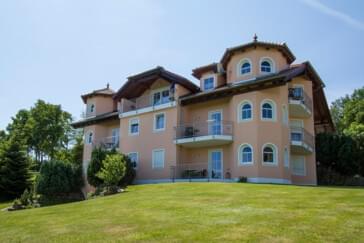 Monteurzimmer in Rattiszell - Ferienhaus Bergschlösschen Pilgramsberg