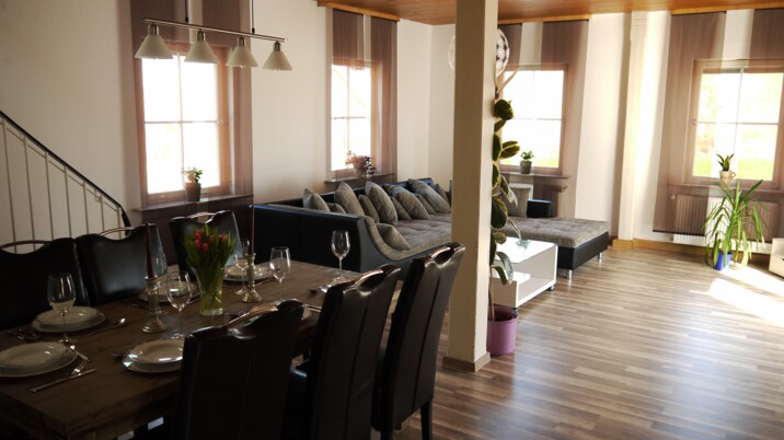 Wohn-und Esszimmer Aab-Blick